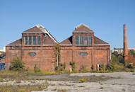0567 Architektur Hamburgs - historische Industriegebäude Baustoff Ziegel, Klinker - verlassene Industiegebäude am Billbrookdeich.