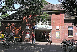 P6200034 Eingang historische U-Bahnstation Langenhorn Markt.