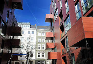 2558 Moderne Archtitektur und historische Altbauten im Hamburger Stadtteil St. Pauli, Bezirk Hamburg Mitte.