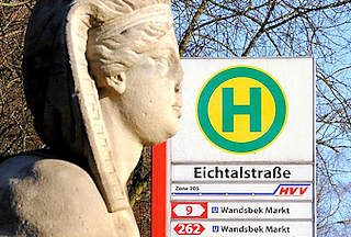 2757 Bushaltestelle Eichtalstrasse - Sphinx am Eingang des Eichtalparks in Hamburg Wandsbek.