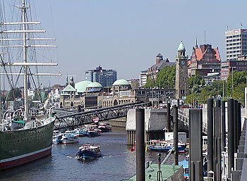 Hamburg Hafen  Landungsbrcken